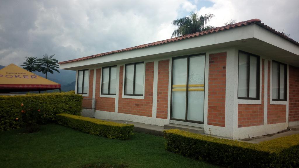 Hostal La Sultana Santa Rosa De Cabal Εξωτερικό φωτογραφία